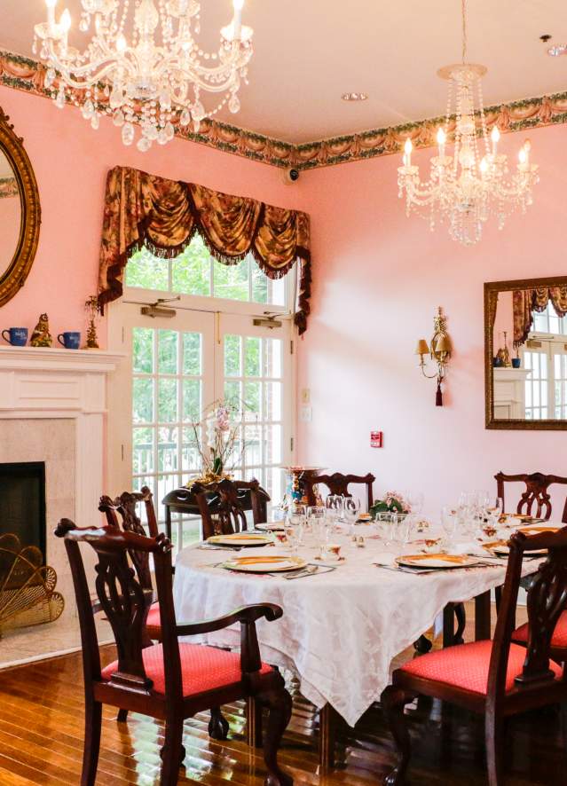 Hubbard Mansion Dining Room