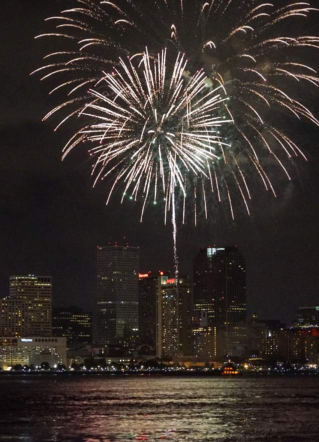 Go Fourth on the River - Fourth of July Fireworks from Crescent Park