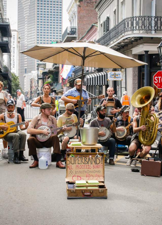 Street performers, music, musicians