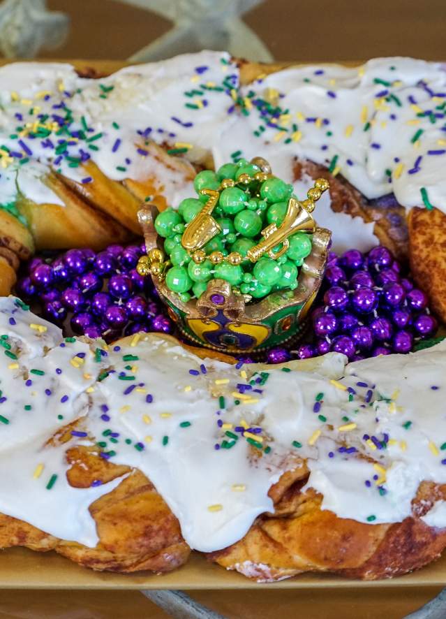 Manny Randazzo's King Cake