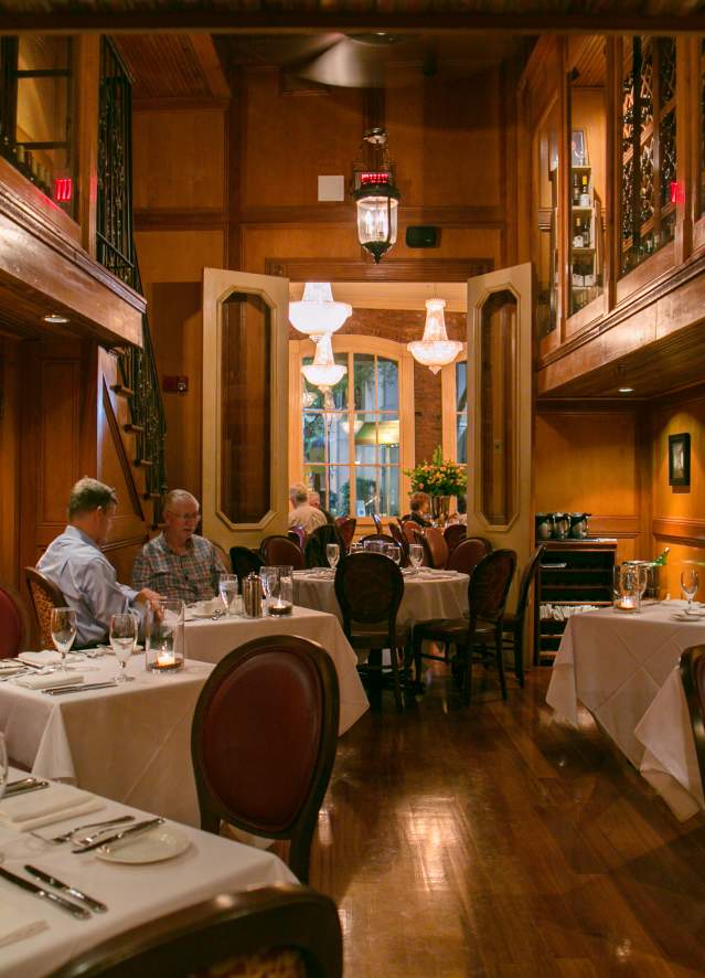 Restaurant August
