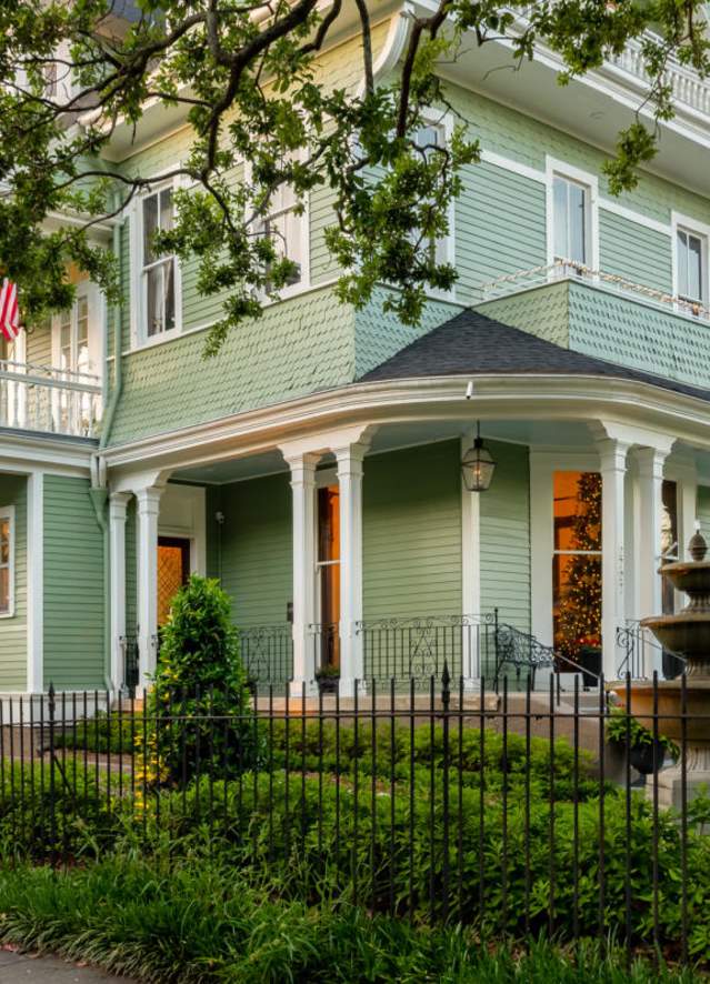 Grand Victorian Bed & Breakfast
