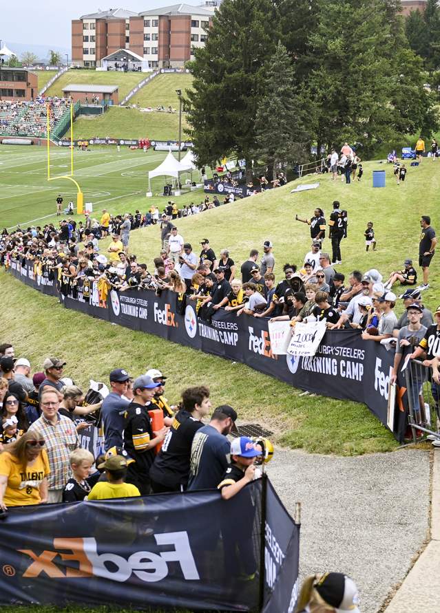 Steelers Training Camp fans along walkway