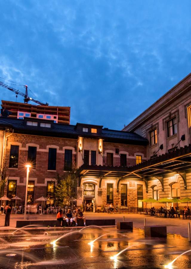 Copy of denver-union-station-exterior-fountain