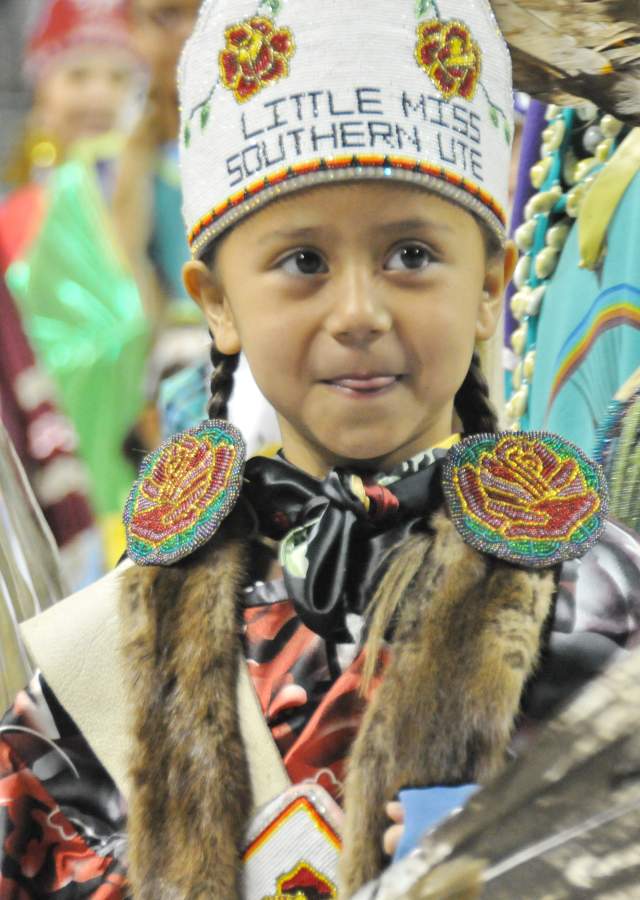 march-powwow-child