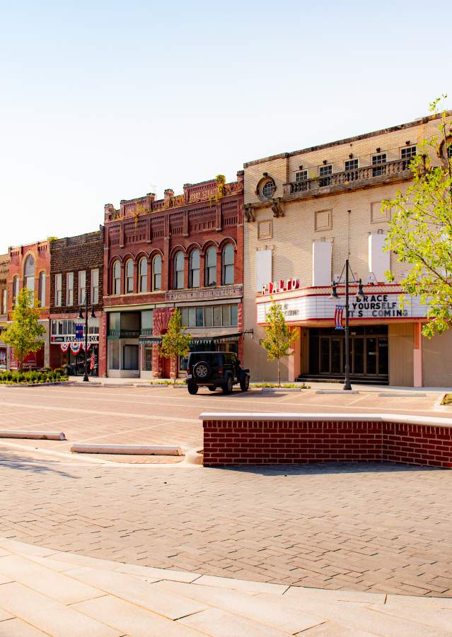 Downtown Denison 400 block businesses