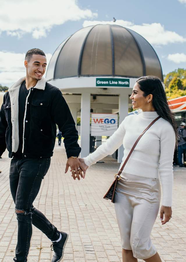 couple getting-around