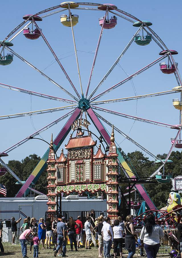 Ferris Wheel at St. Tammany Parish Fair Midway