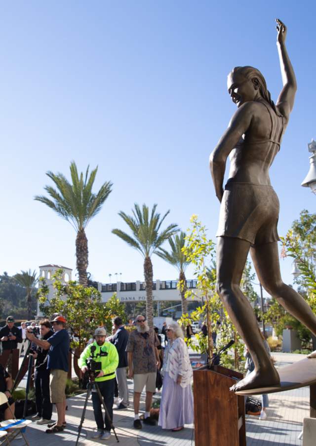 Joyce Hoffman commerative statue at Watermans