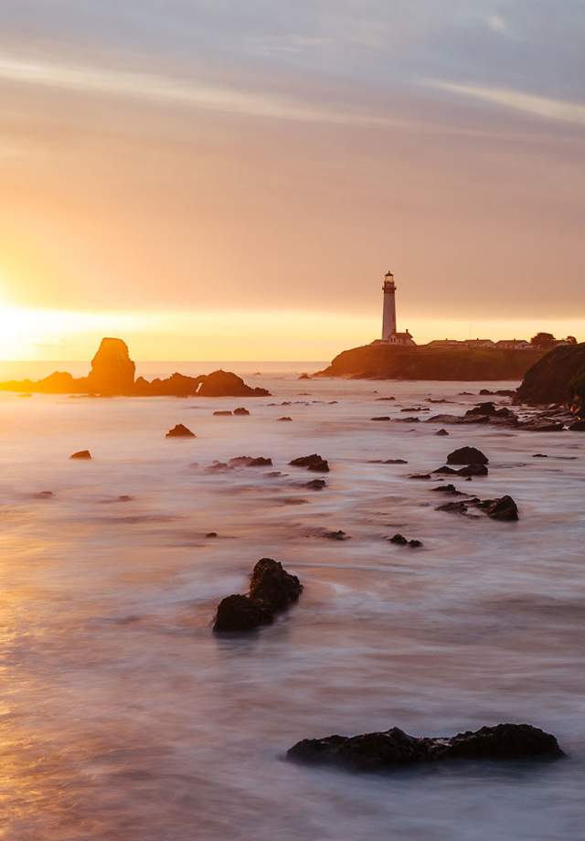 Sunset-at-Pigeon-Point-Lighthouse