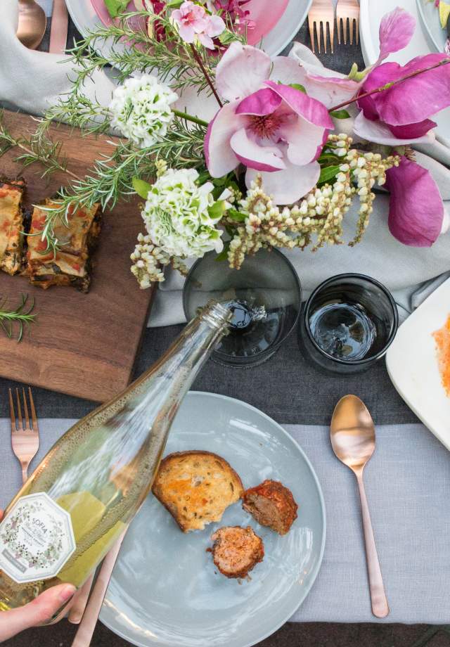 Dinner_Table_SanMateoCounty_SiliconValley_by_BradleWittke