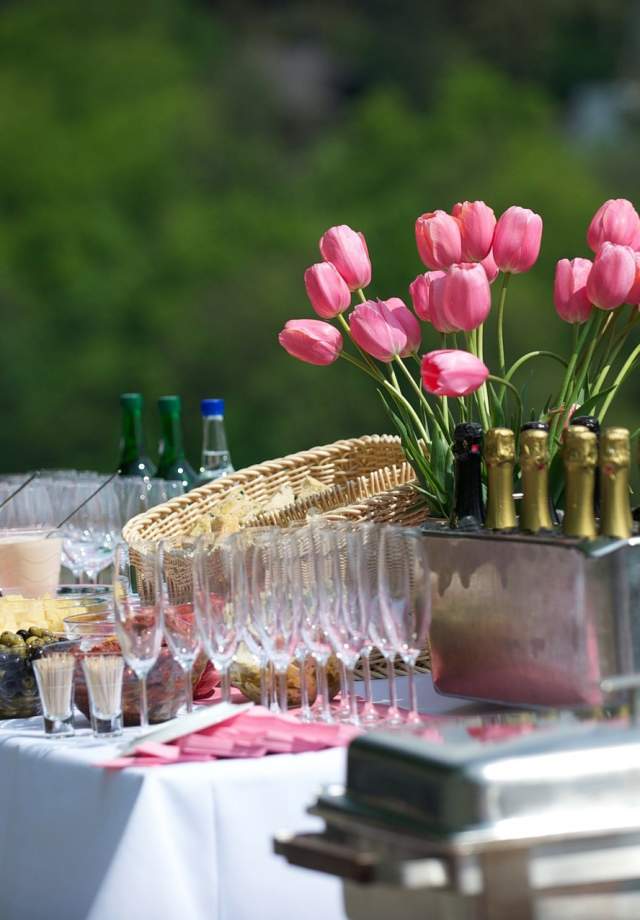 Catering-Table-Set-Up-at-Private-Event