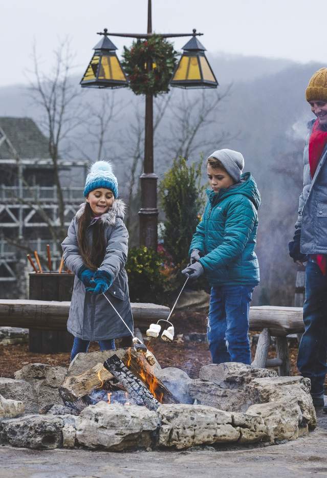 Family_Winter_Christmas_Event_Big_Cedar_2023