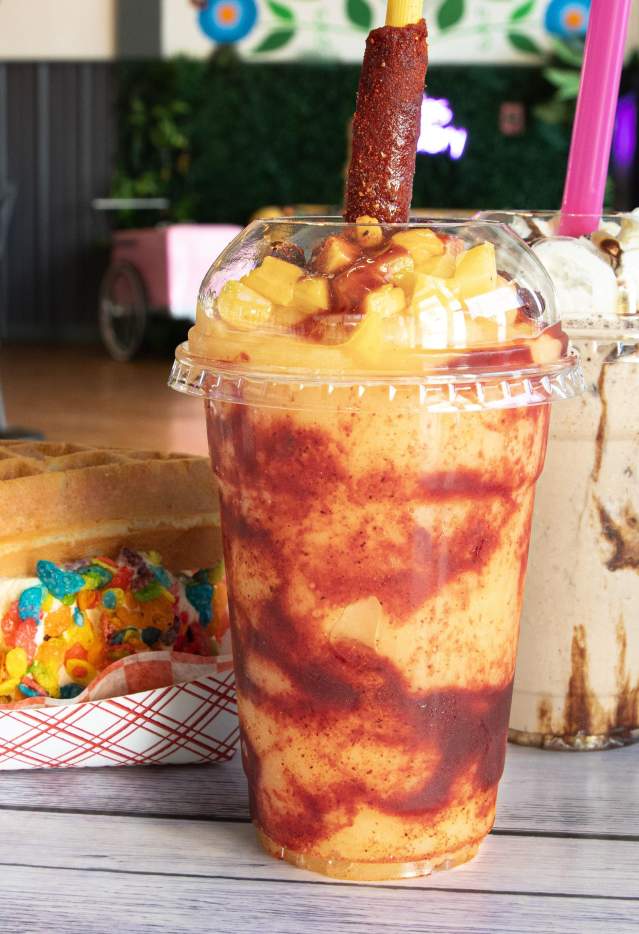 Delicias Factory: Mexican Street Food Dining Restaurant Dessert