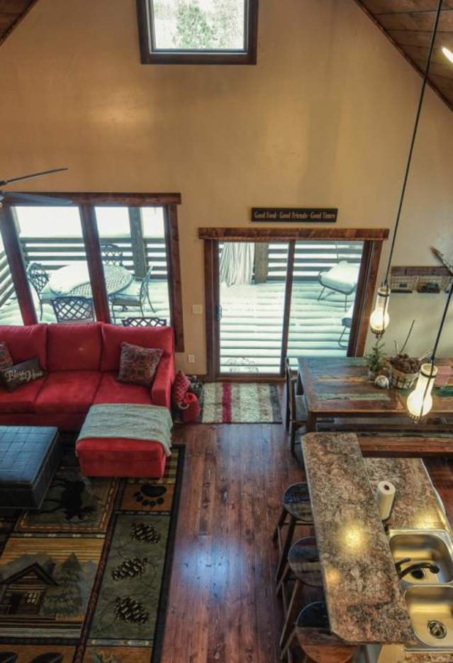 Vacation-Homes-Living-Room