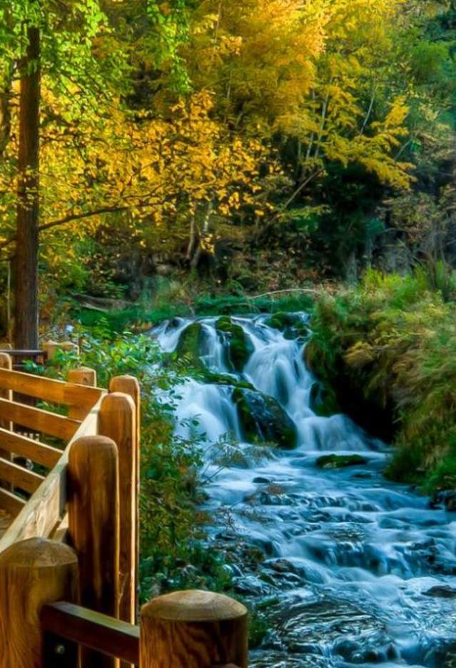 Roughlock-Falls