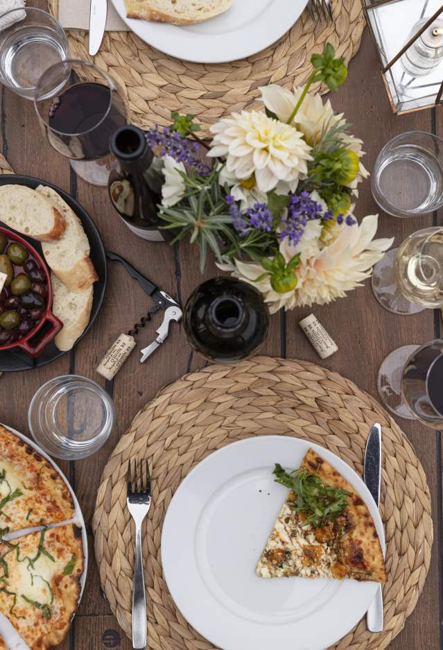 Ex Nihilo Vineyards Chaos Bistro patio dining 4