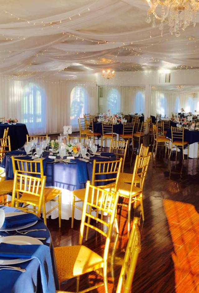 Bristow Manor Golf Club group meal