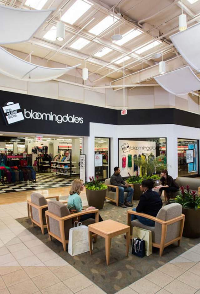 Potomac Mills Bloomingdales