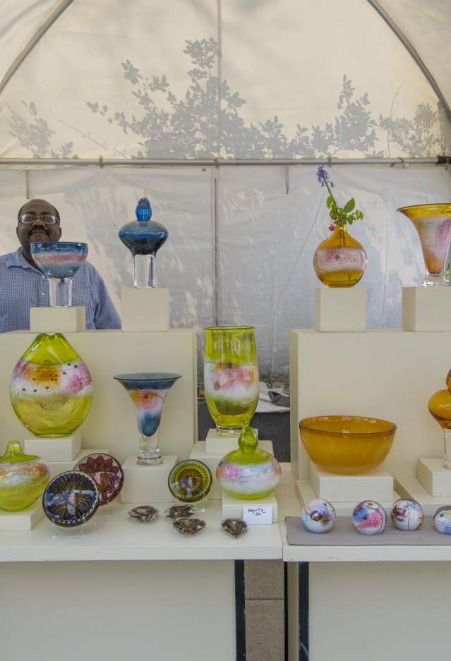 Round the Fountain Art Fair