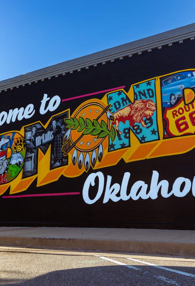 Mural that says Welcome to Edmond