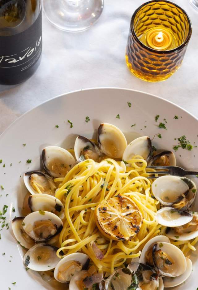 Tavolo Wine Bar & Tuscan Grille