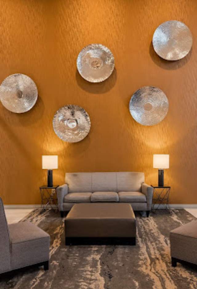 Best Western Plus New Cumberland Inn & Suites