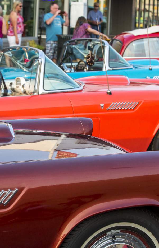 Return to Renton Car show at Piazza Park