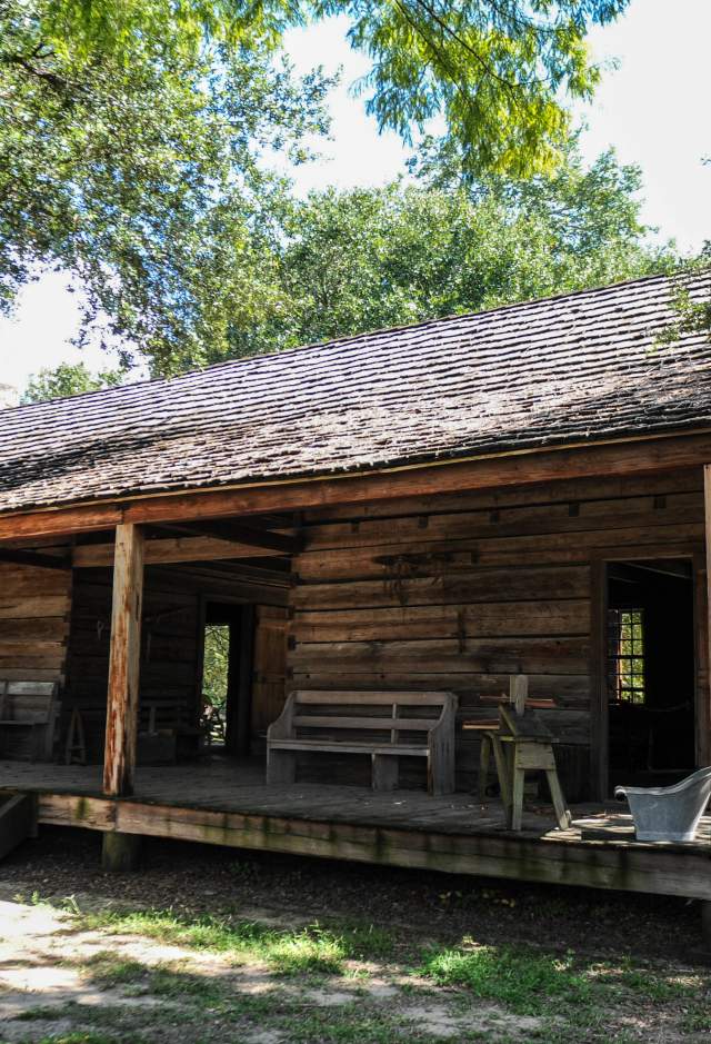Historic plantation building at the Rural Life Museum