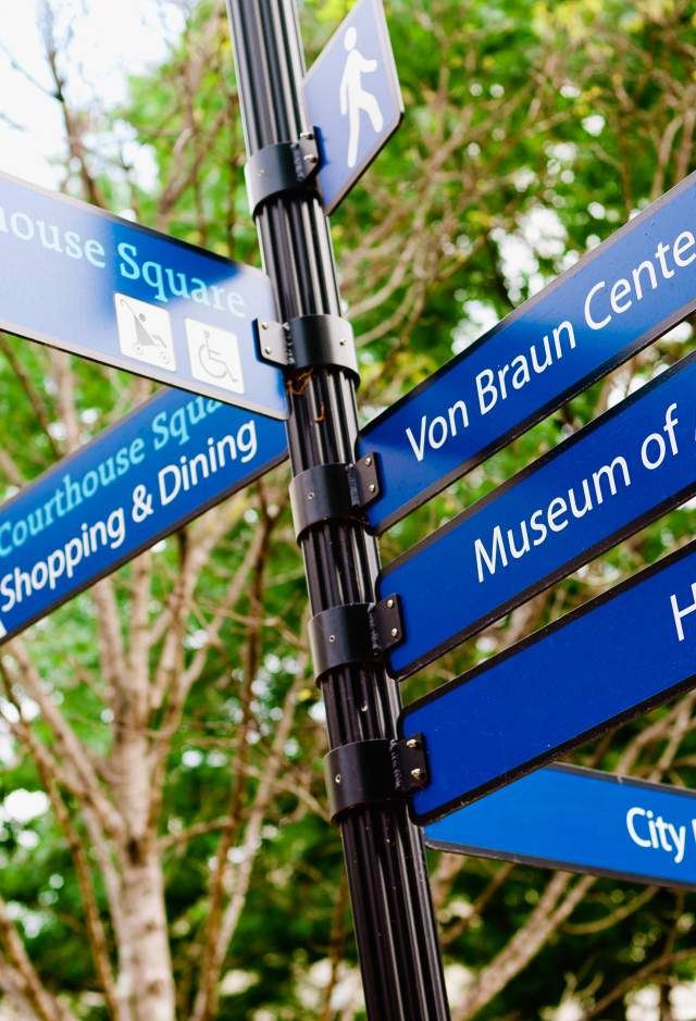 Huntsville wayfinding signs