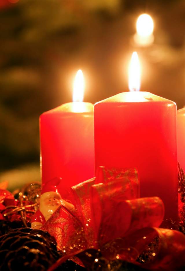 Kris Kringle's Candlelight Christmas