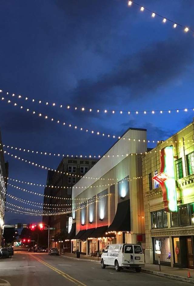 Arts & Entertainment District