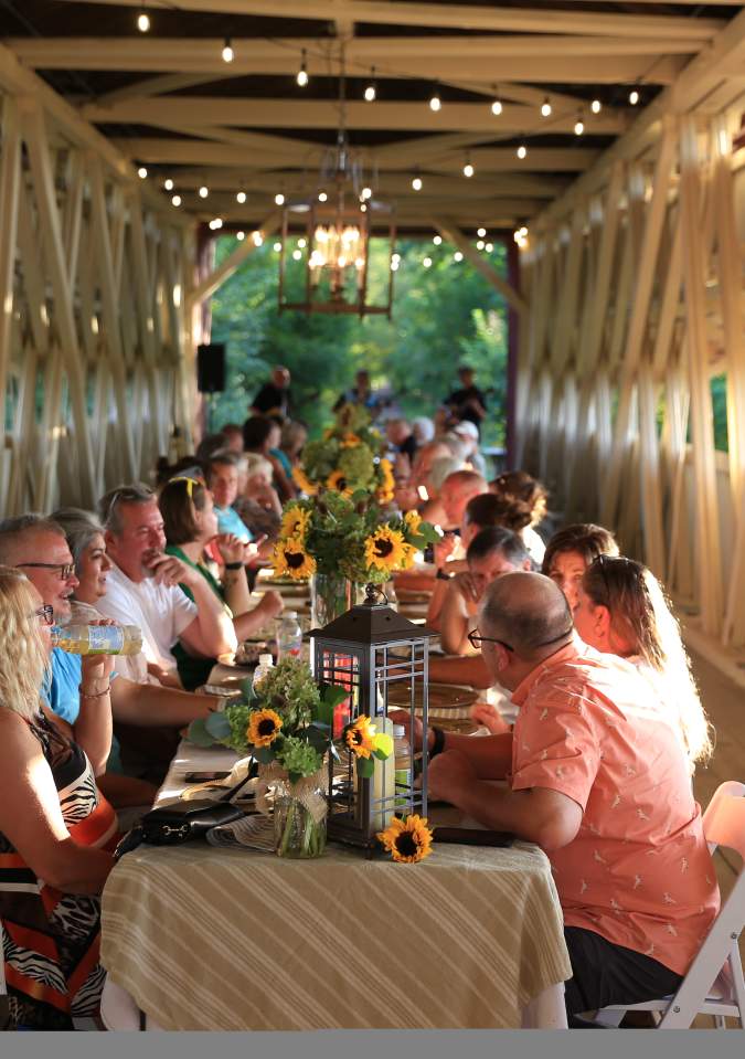 Dine on Pottersburg Bridge