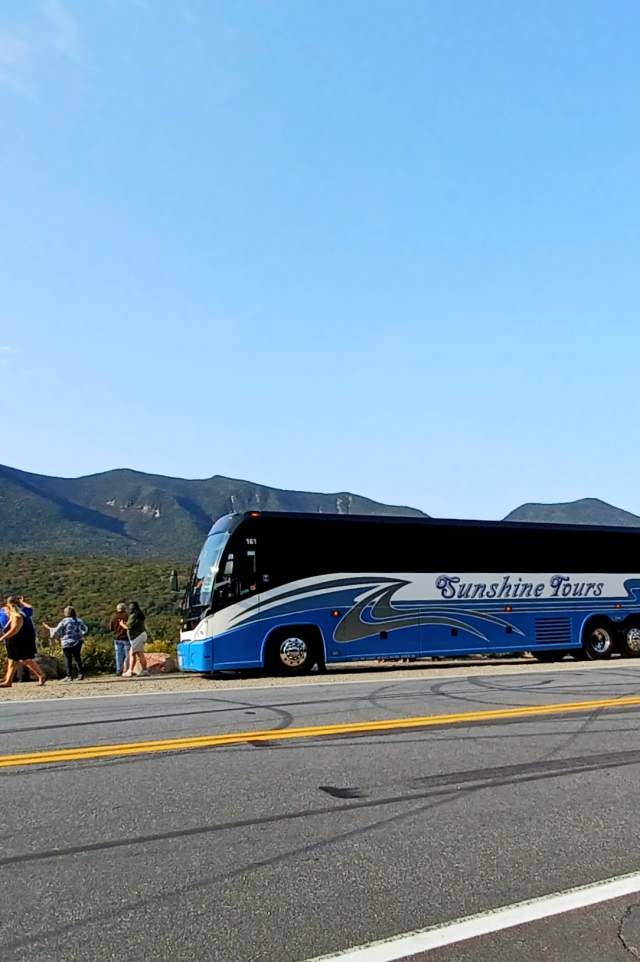 Group Tour Bus on the Kanc