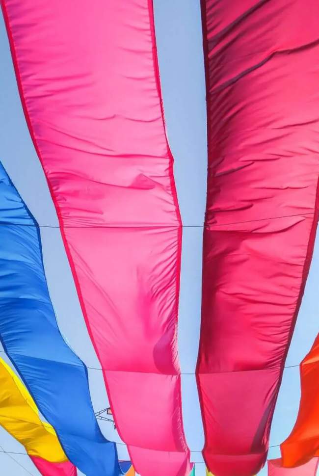 pride colors