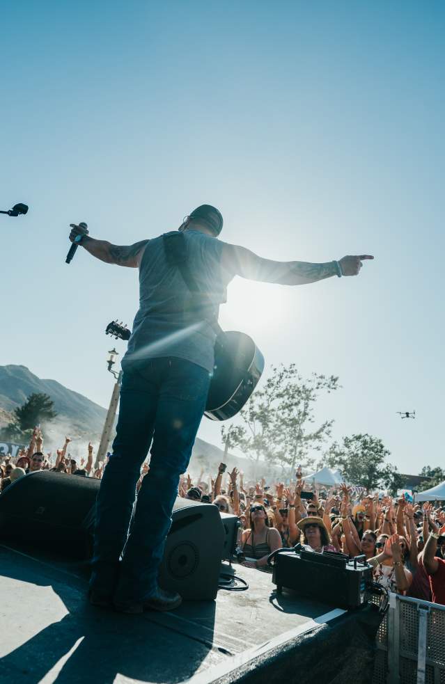 Live outdoor and indoor music concerts in Temecula