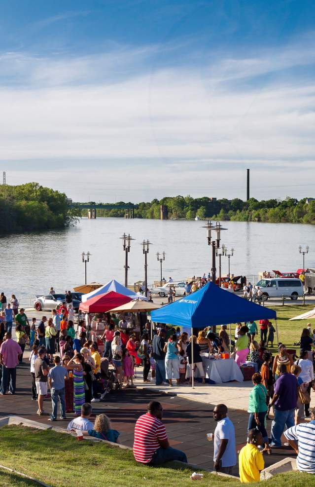 Riverfront Park Hero Image