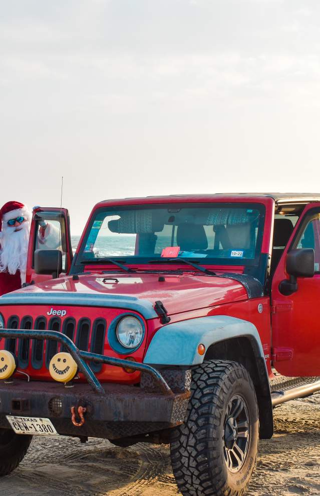 vents-holiday-christmas-santa-port-aransas-texas-mr-mrs-clause-beach