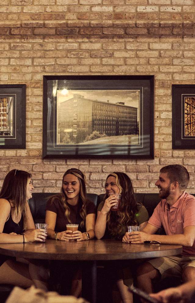 BARS & PUBS
