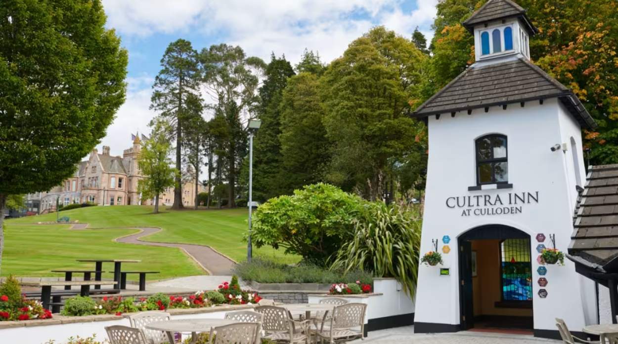 Image of Cultra Inn, Northern Ireland.