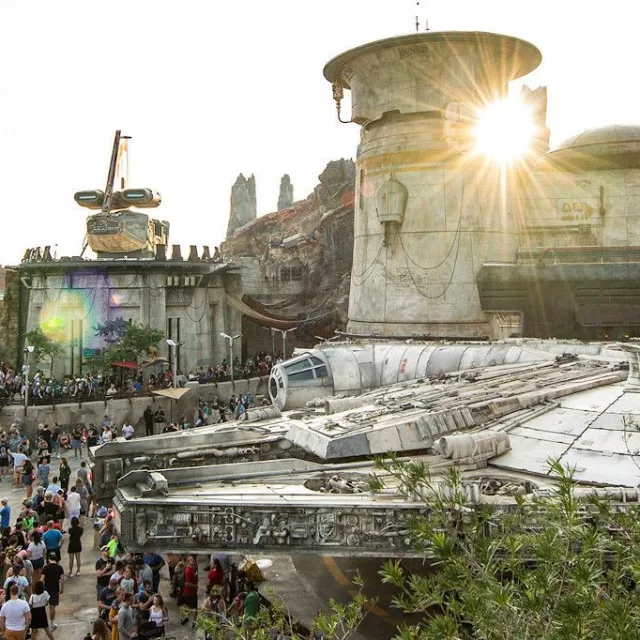 Star Wars: Galaxy’s Edge Falcon overview at Disney's Hollywood Studios.