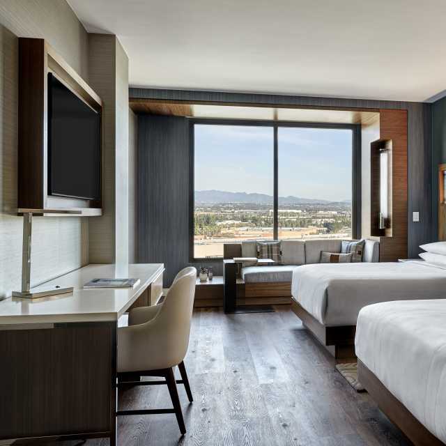 Hotels Near Oc Great Park Fivepoint Amphitheater Irvine Ca