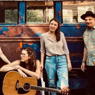 Thursday Night Live: Em & the Innocent Mischief