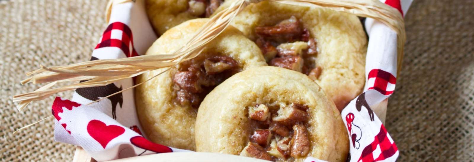 Caramel Pecan Sticky Bun Cookies #Recipe | ExploreAsheville.com