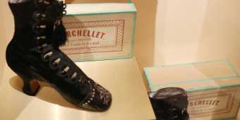 bata-shoe-museum-exhibit
