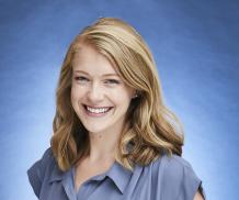 Allison Mayes headshot