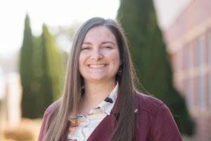 Elizabeth Clark Headshot 2025