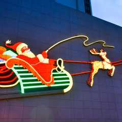 Santa Holiday Display
