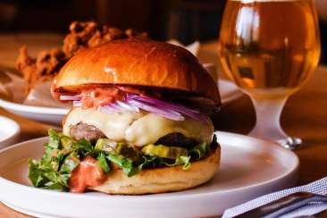 Burger at Acre