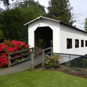 Guide To Cottage Grove S Covered Bridges Eugene Cascades